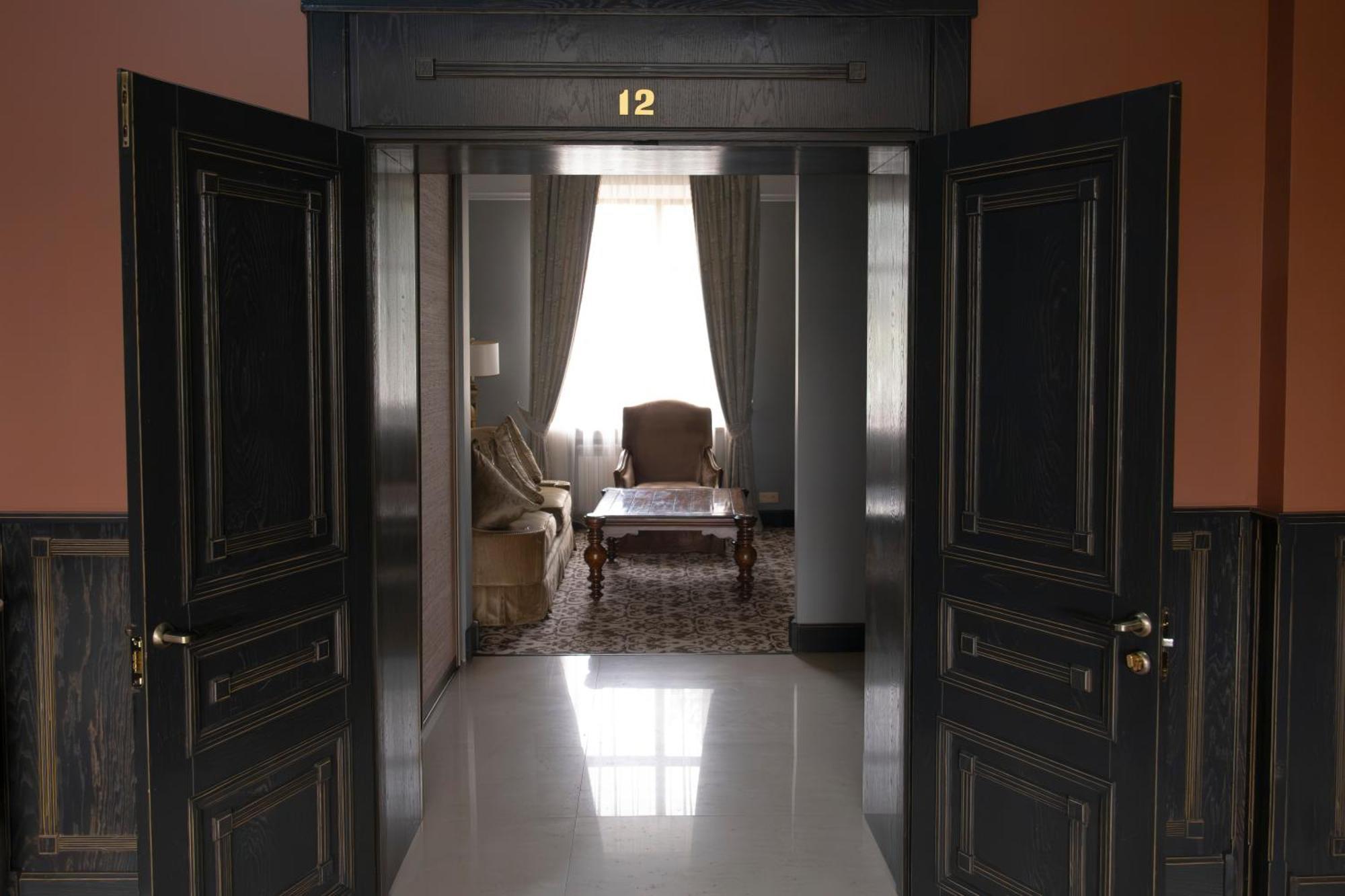 Plaza Hotel Kokshetau Dış mekan fotoğraf