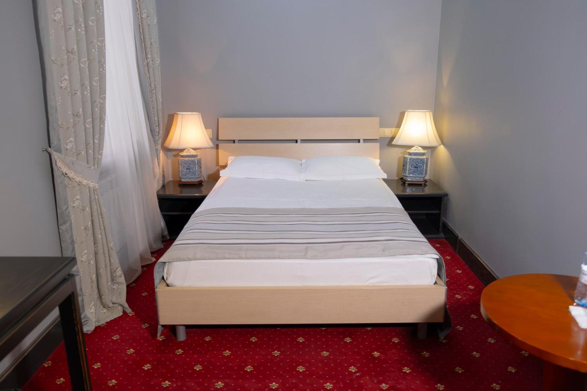 Plaza Hotel Kokshetau Dış mekan fotoğraf