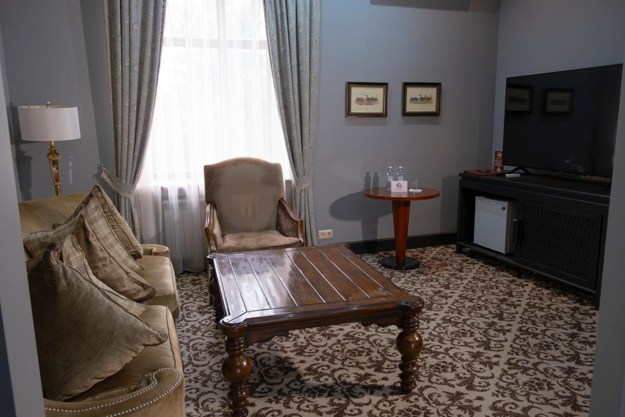 Plaza Hotel Kokshetau Dış mekan fotoğraf