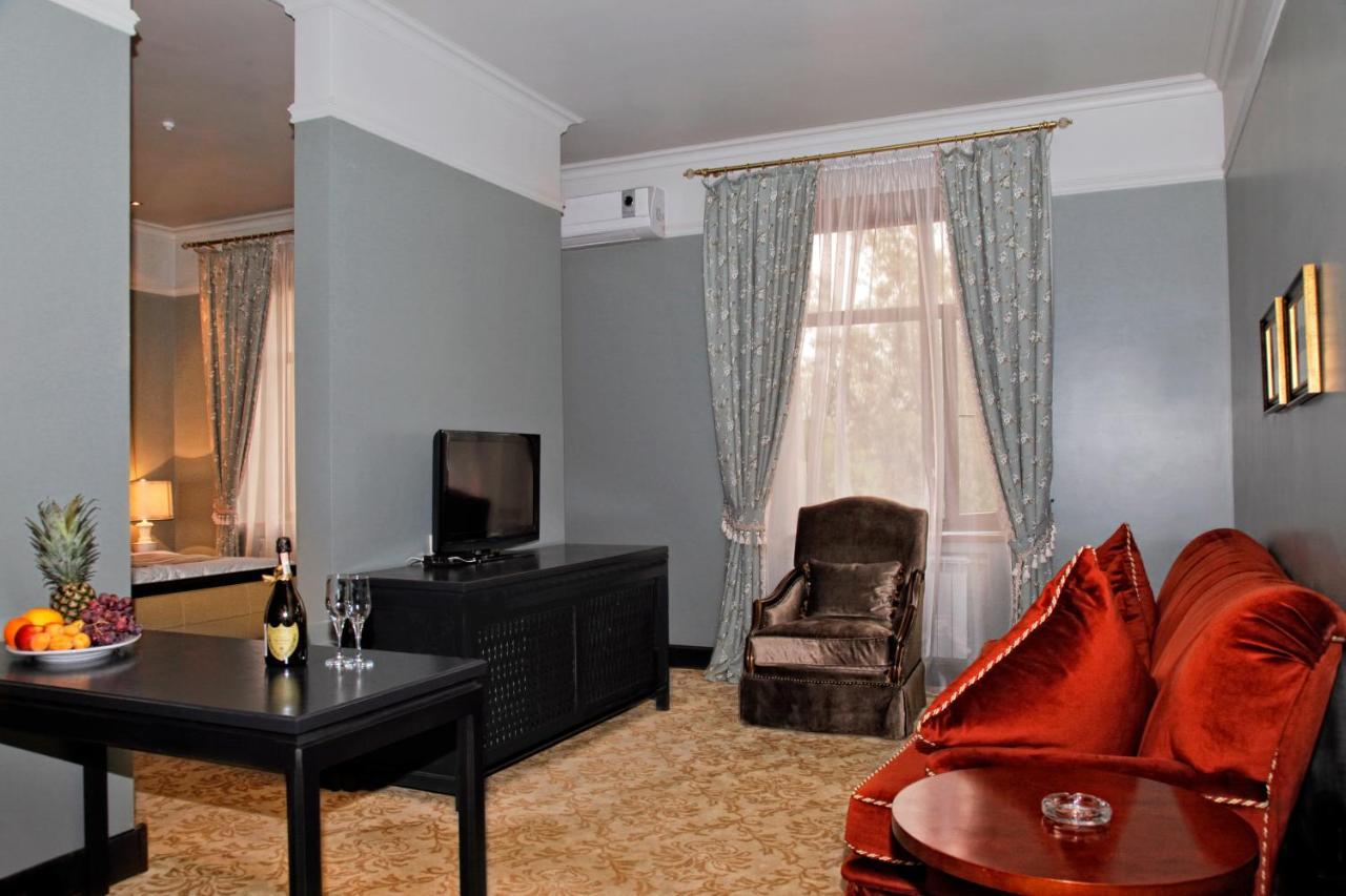 Plaza Hotel Kokshetau Dış mekan fotoğraf