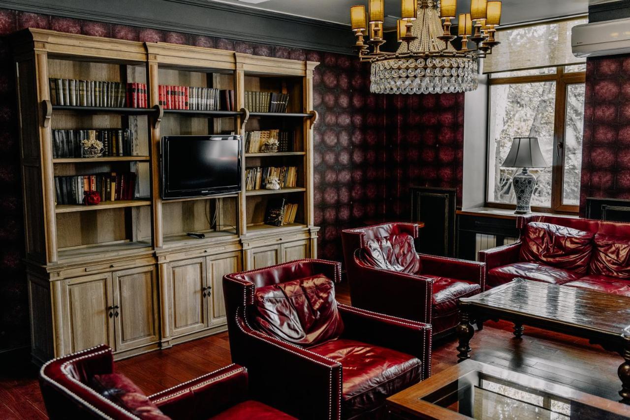 Plaza Hotel Kokshetau Dış mekan fotoğraf